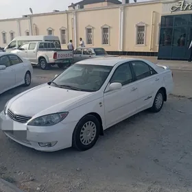 Toyota Camry 2005