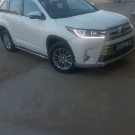 Toyota Highlander 2017