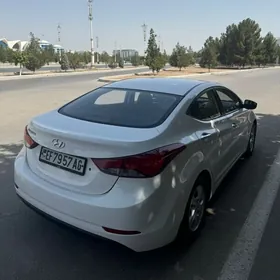 Hyundai Elantra 2013