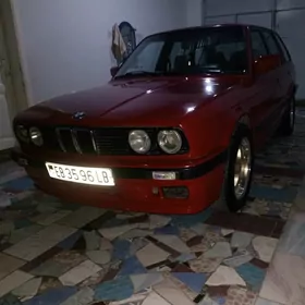 BMW 325 1990