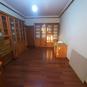 СРОЧНО ГАУДАН А 2 КОМ 2 ЭТАЖ