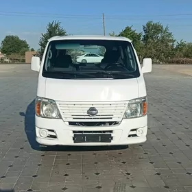 Nissan Urvan 2008