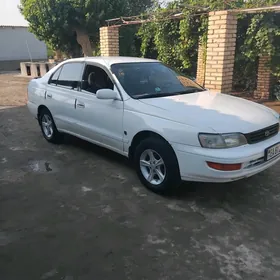 Toyota Corona 1992