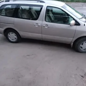 Toyota Sienna 2001