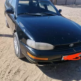 Toyota Camry 1992