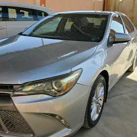 Toyota Camry 2017