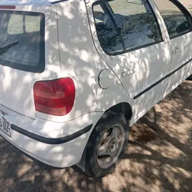 Volkswagen Polo 2001