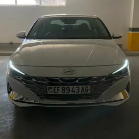 Hyundai Elantra 2021