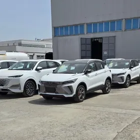 Geely Coolray 2024