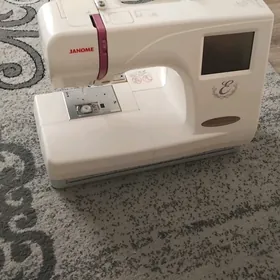 JANOME