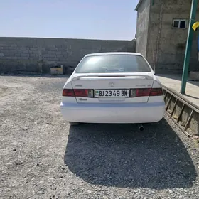 Toyota Camry 2000