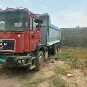Man L2000 1990