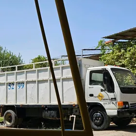 Isuzu Elf 2003