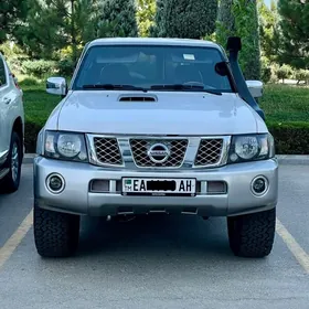 Nissan Patrol 2015