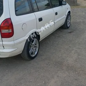 Opel Zafira 1999