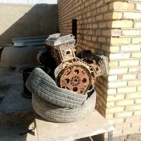 Двигатель