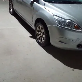 Ford Focus 2010