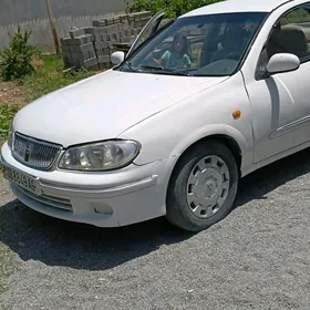Nissan Sunny 2001