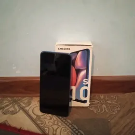 Samsung A10s