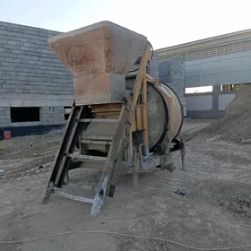 Beton meşalka