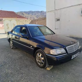 Mercedes-Benz 230E 1994
