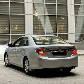 Toyota Camry 2013