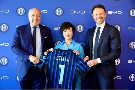 BYD “Interiň” hyzmatdaşy boldy we oýunçylara, tälimçilere hem menejerlere 70 ulag berer