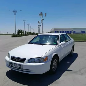 Toyota Camry 2000
