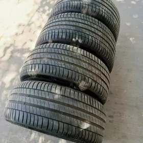 Michelin uski şiroki  r 19