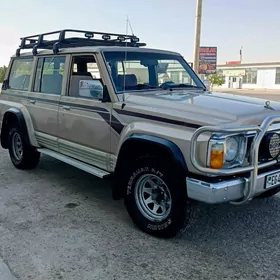 Nissan Patrol 1994