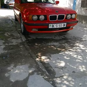 BMW 525 1990