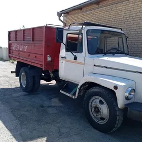 Zil 130 1990