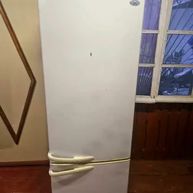 ХОЛОДИЛЬНИК СРОЧНО