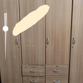 Шкаф