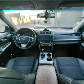 Toyota Camry 2012