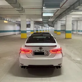 Toyota Camry 2022