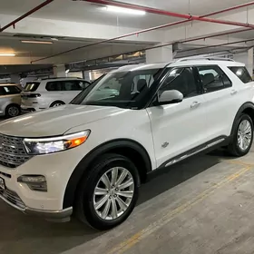 Ford Explorer 2021