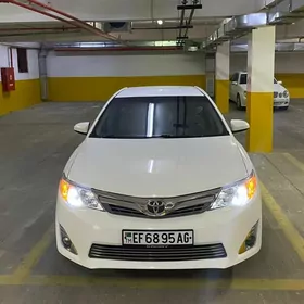 Toyota Camry 2013
