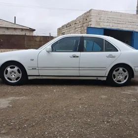 Mercedes-Benz C320 1999