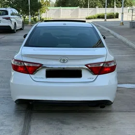 Toyota Camry 2017