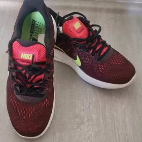 Krasowka Nike lunarglide 8 org
