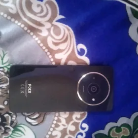 Poco C 61. 2024