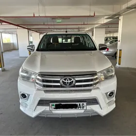 Toyota Hilux 2017