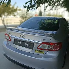 Toyota Corolla 2011