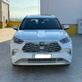 Toyota Highlander 2020