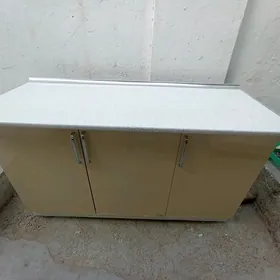 Стол