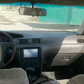 Toyota Vista 1995
