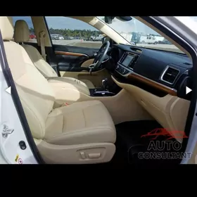 Toyota Highlander 2019