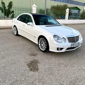 Mercedes-Benz E500 2006