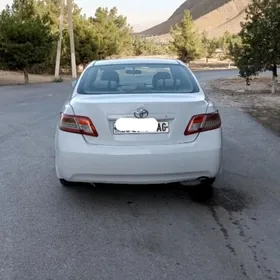 Toyota Camry 2011